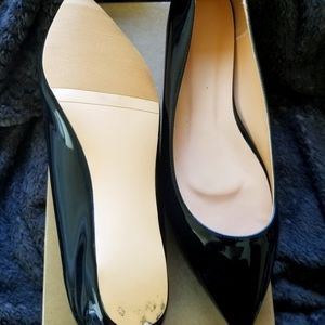 Black Pointed Toe Flats
